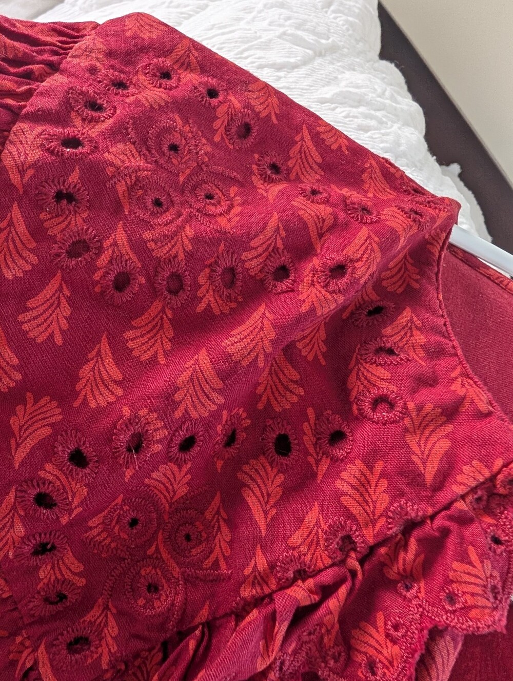Universal Thread Red Printed Ruffled Collar Button-Down Blouse - Picture 4 of 7
